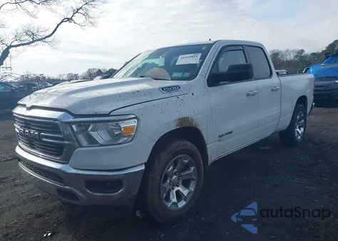 2020 Ram 1500 Big Horn 4X4 6'4 Box z USA, uszkodzony, nr VIN 1C6SRFBT3LN248041